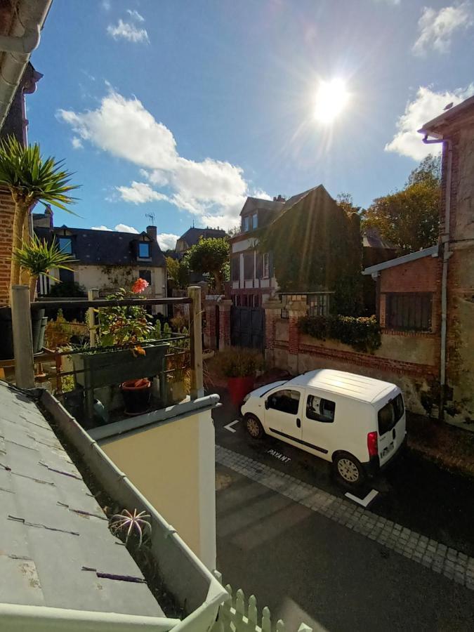 Villa La P'Tite Normande Villerville Exterior foto